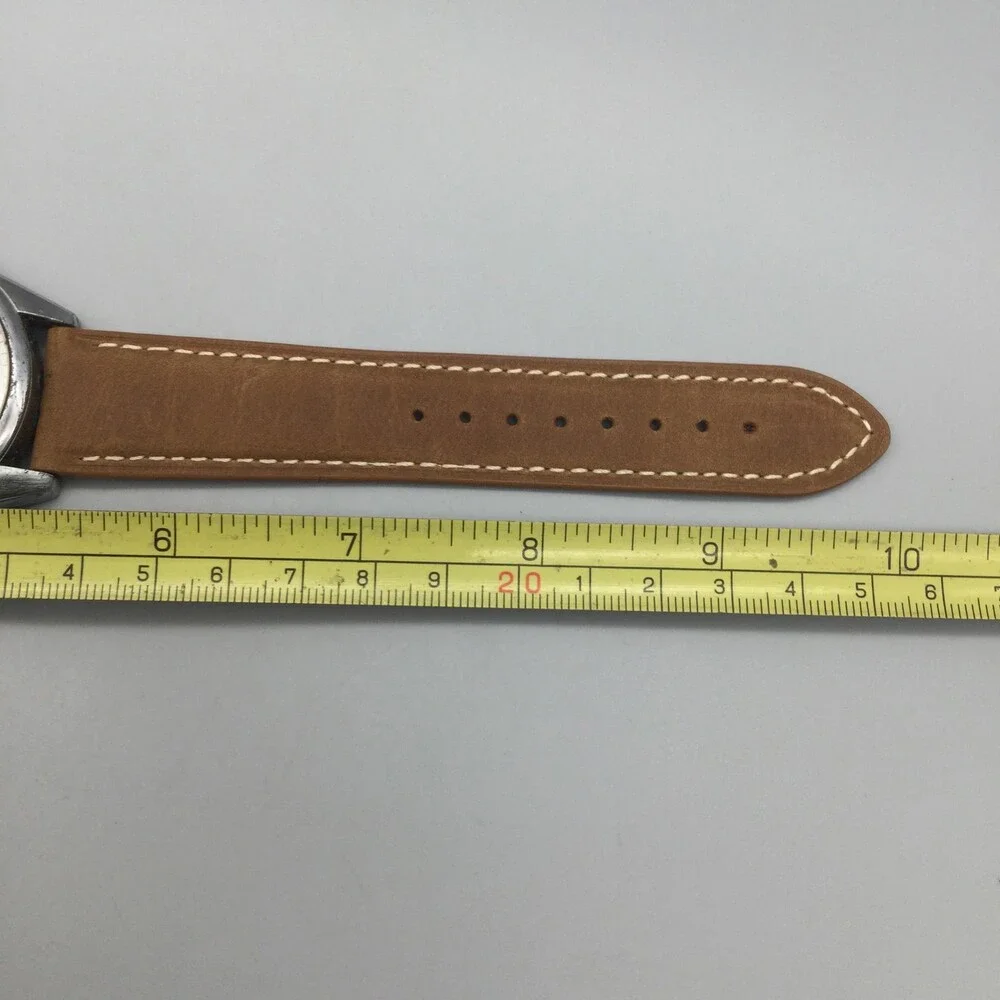 Kenneth Cole R10031374 Mens Watch 42mm Silver Tone Brown Leather New Battery